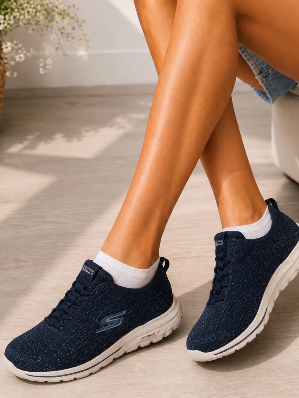 Skechers GO WALK Navy Knit Slip On Walking
Sneakers NWOT Size 9